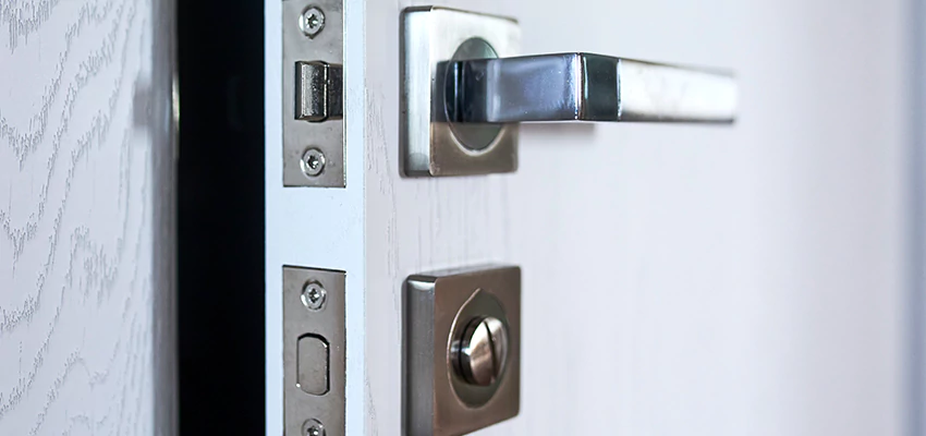 Door Lever Handle Lock Repair in Cudahy, CA