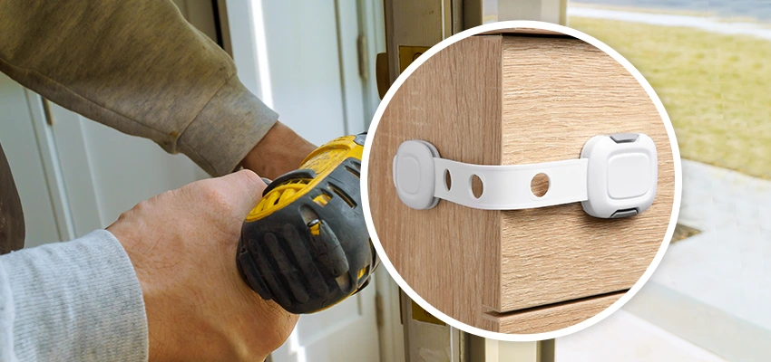 Childproof Sliding Door Locks in Cudahy, CA