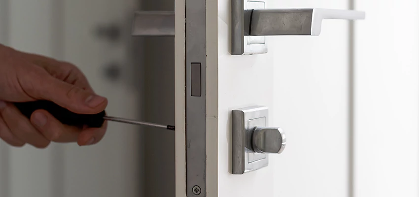 Key Programming Locksmith Open Now in Cudahy, California
